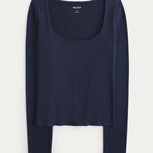 Hollister Navy Soft Stretch Seamless Fabric Scoop Top; Size XXS Long